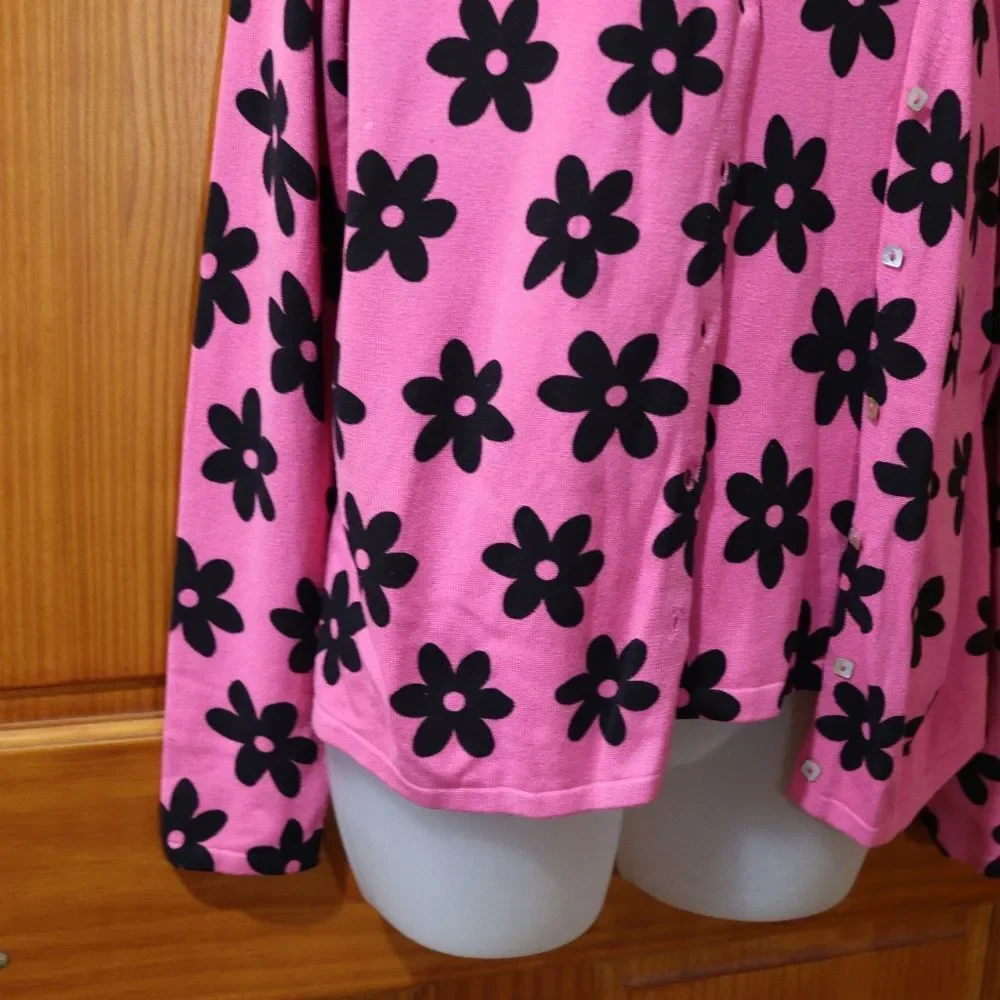 Joseph A. Qu'est Ce Bright Pink with Black Daisy Print Cardigan Sweater & Shell